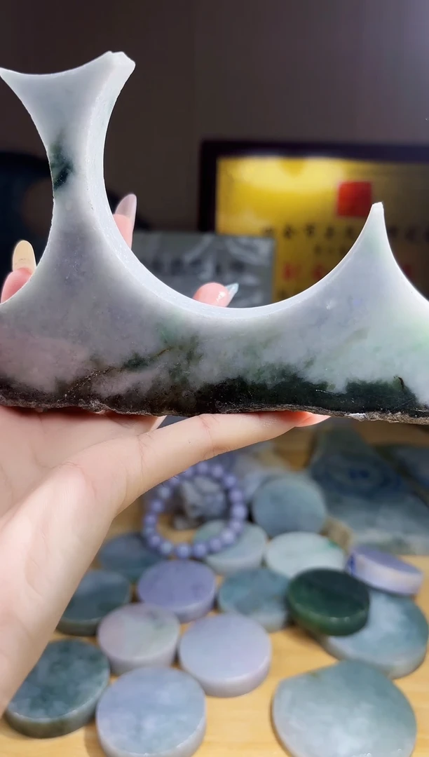 翡翠未镶嵌颈饰翡翠A货 温谭221