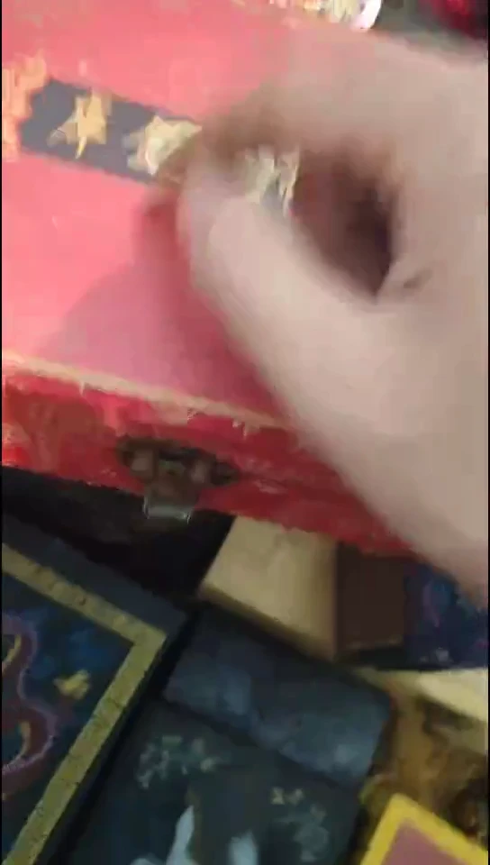 香榧木（1个开封红色全全花花小盒子）