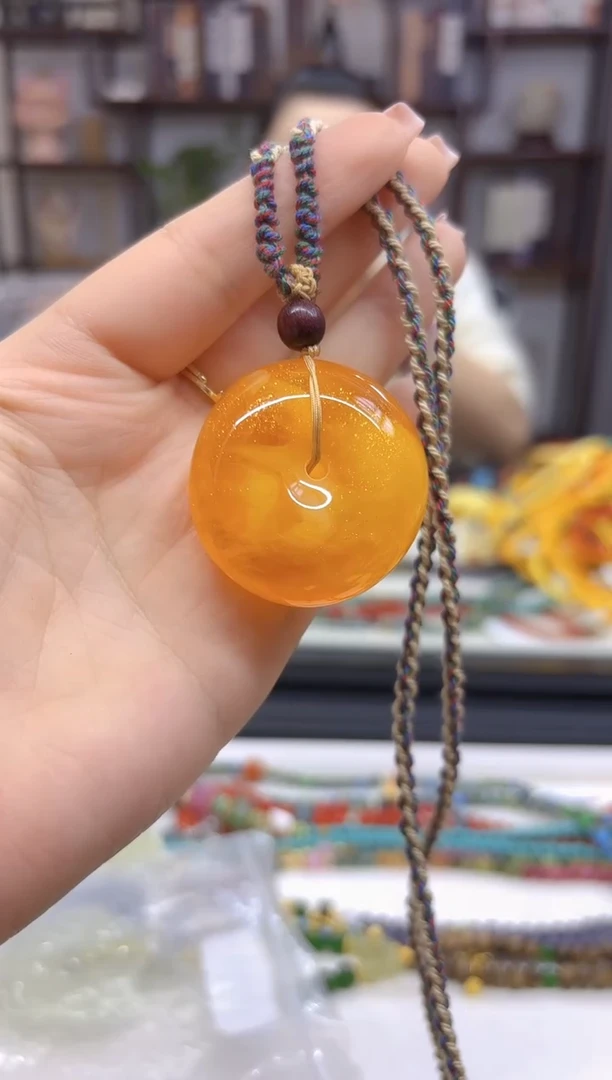 【闪购商品】蜜蜡毛衣链未镶嵌M500