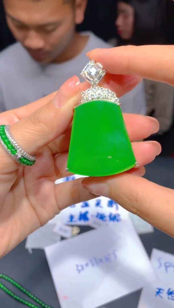 【闪购商品】定制翡翠未镶嵌208多样性发货（发其一）