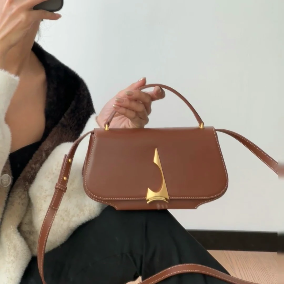 编号区J330-J379按编码拍女包