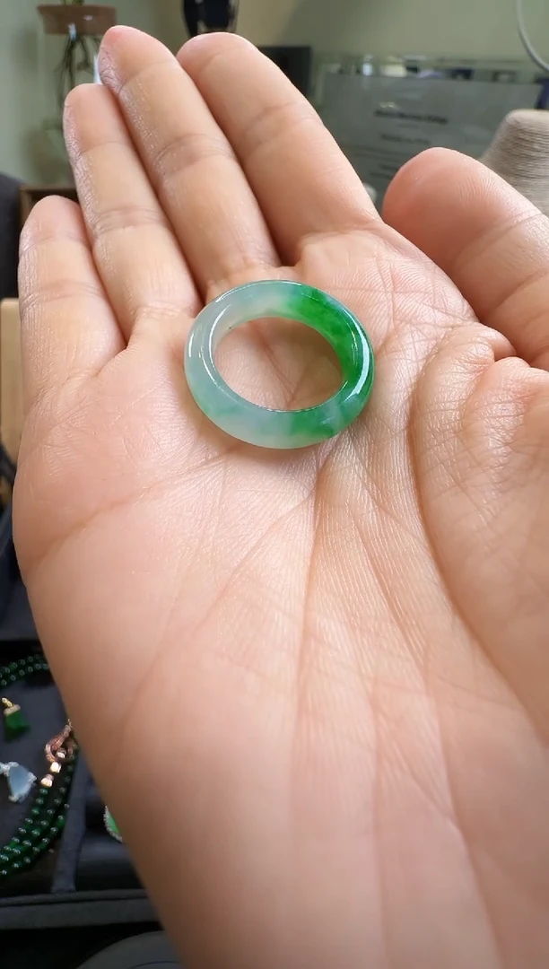 【闪购商品】翡翠戒指未镶嵌00006800