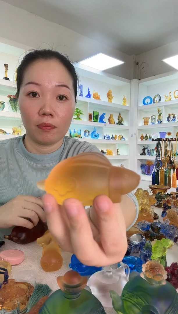 手工艺品琉璃兔兔