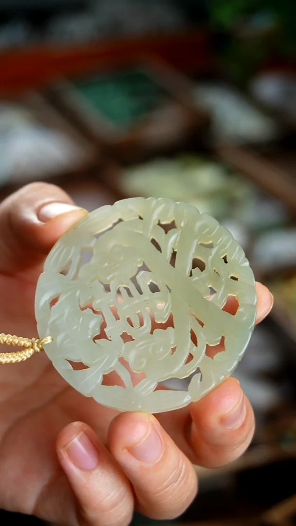 颈饰未镶嵌和田玉绿**忆001