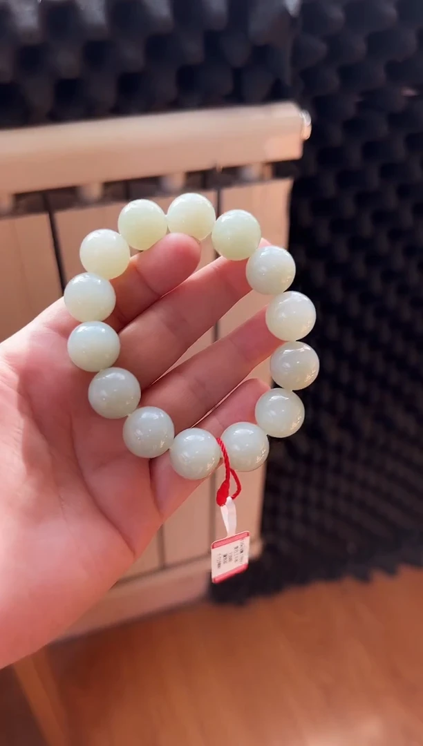 未镶嵌手串和田玉且末料青白玉手串卡16