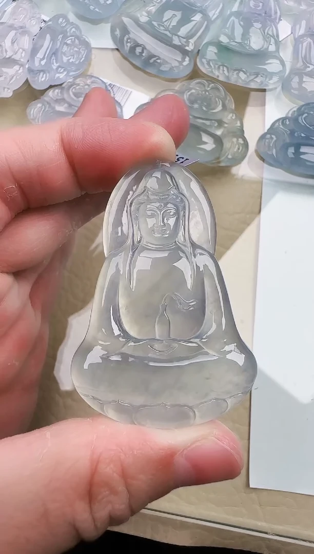颈饰未镶嵌翡翠瑜*妃缅甸翡翠a货