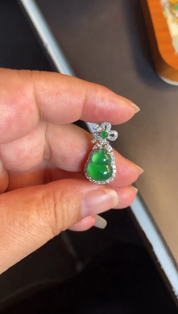 吊坠(不含链)银S925镶嵌翡翠$*月1