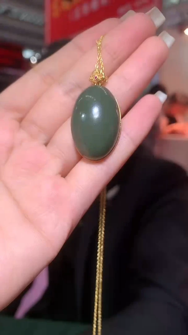 颈饰18K金镶嵌和田玉【宝石世家严选】