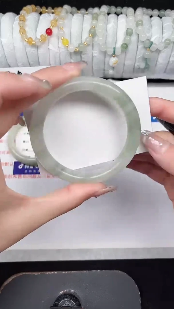 未镶嵌手镯石英质玉30-56/57