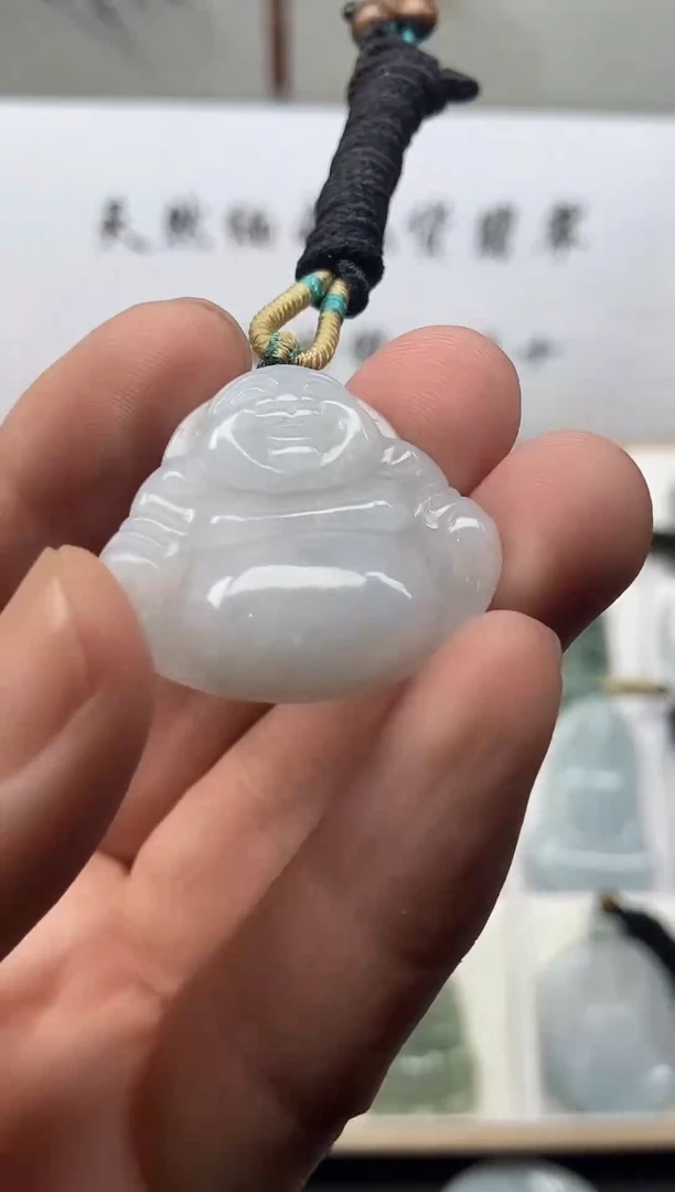 颈饰未镶嵌翡翠佛公