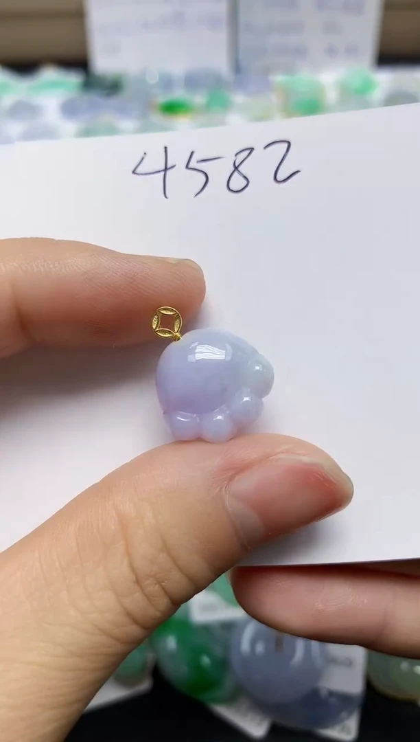 翡翠18K金镶嵌颈饰天然缅甸翡翠A货