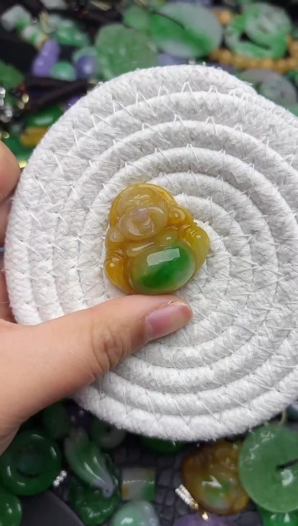颈饰未镶嵌翡翠缅甸翡翠吊坠