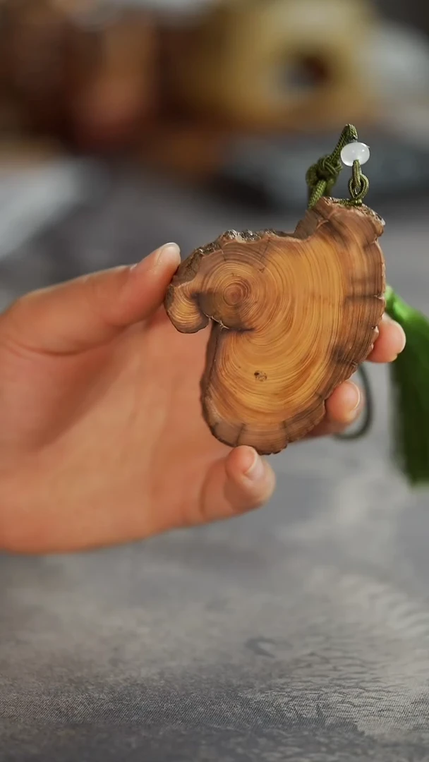 柏木（崖柏）淳化黑油闻香挂件619