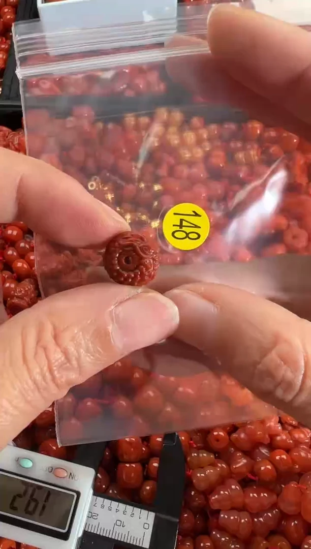 【闪购商品】南红玛瑙颈饰未镶嵌1