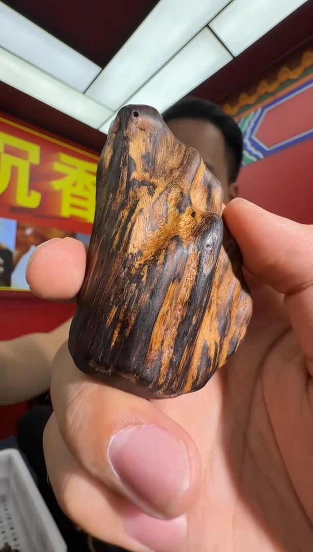 沉香吊坠s67富森红土多样性发一