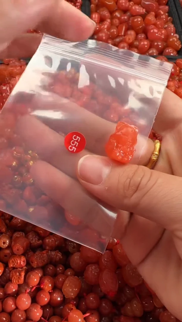 【闪购商品】南红玛瑙颈饰未镶嵌1