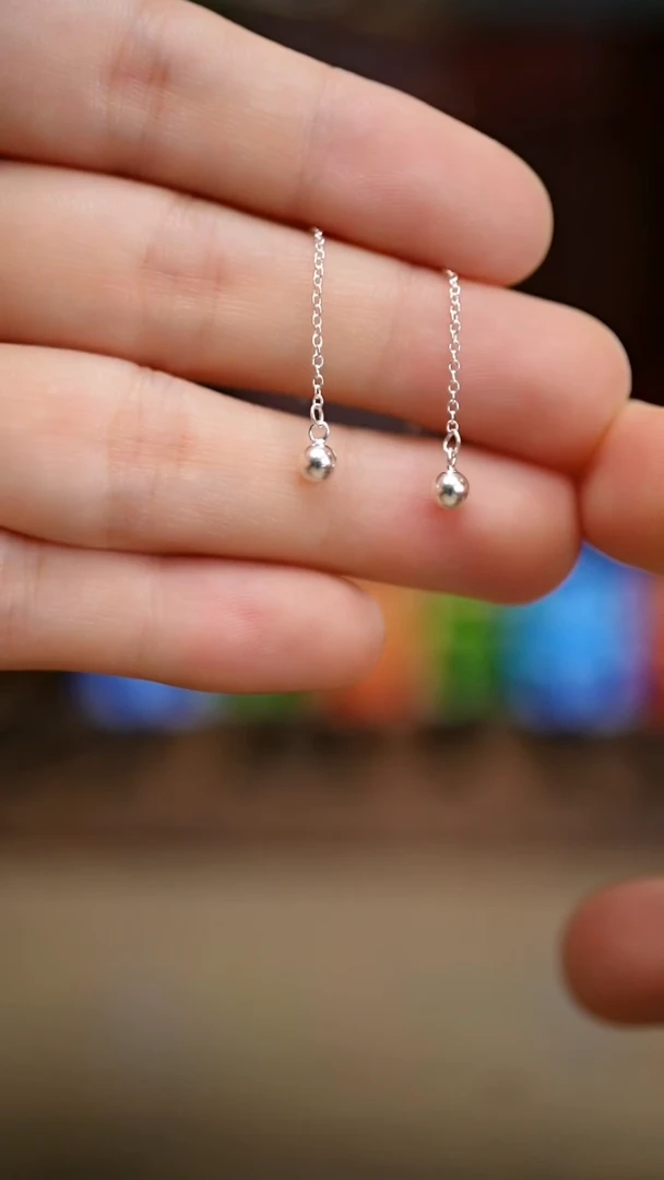 刺绣黔东南苗族刺绣银豆耳线