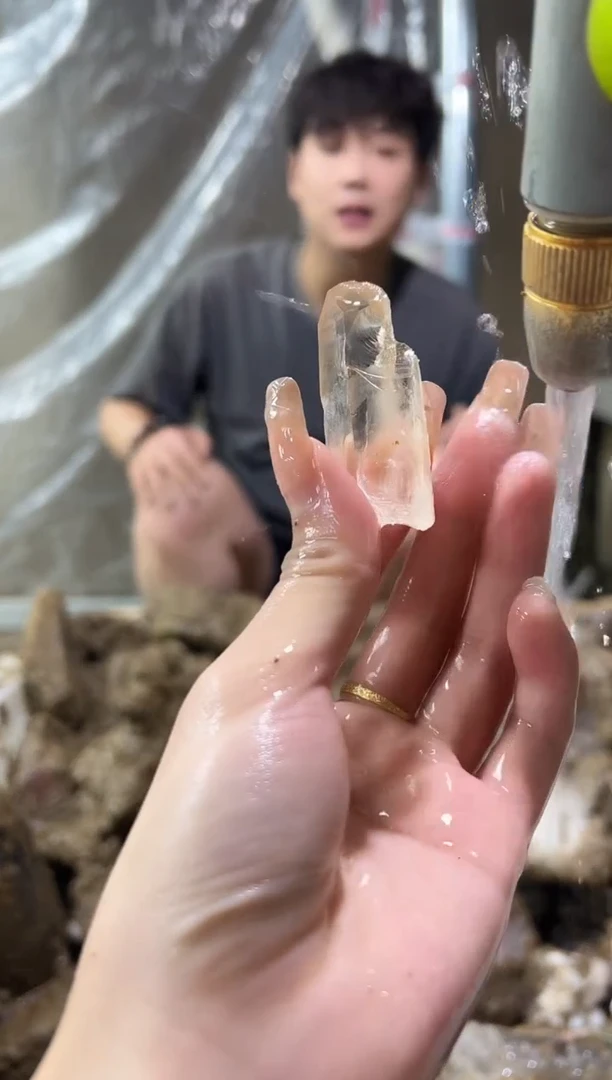未镶嵌水晶大型摆件（非配饰）水晶530