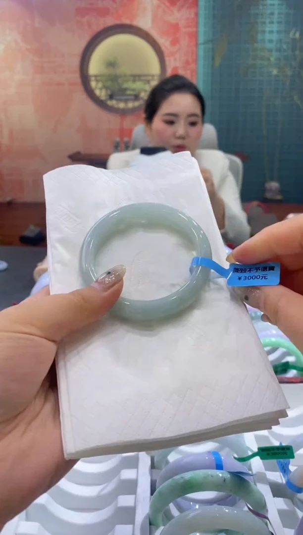 未镶嵌手镯翡翠多人00012050