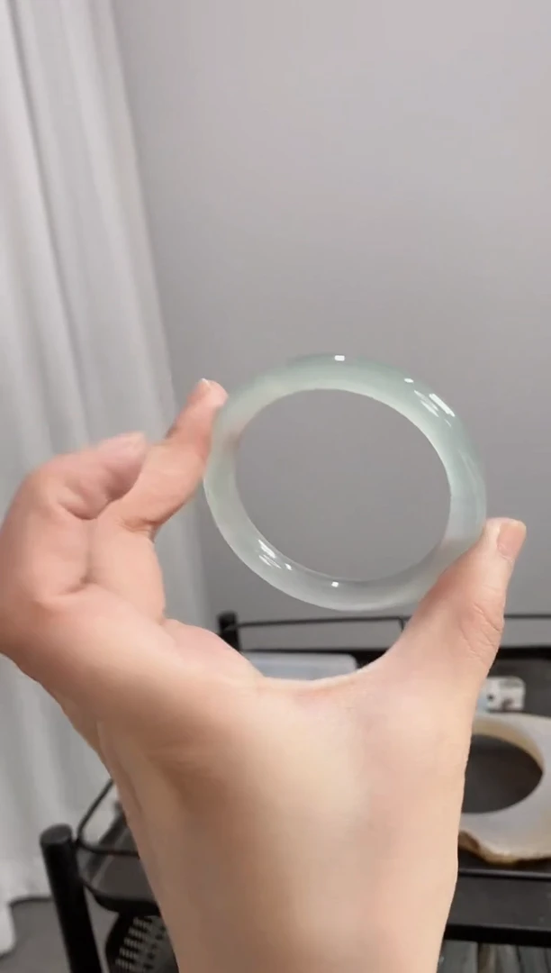 玛瑙/玉髓手镯未镶嵌50-51圈口