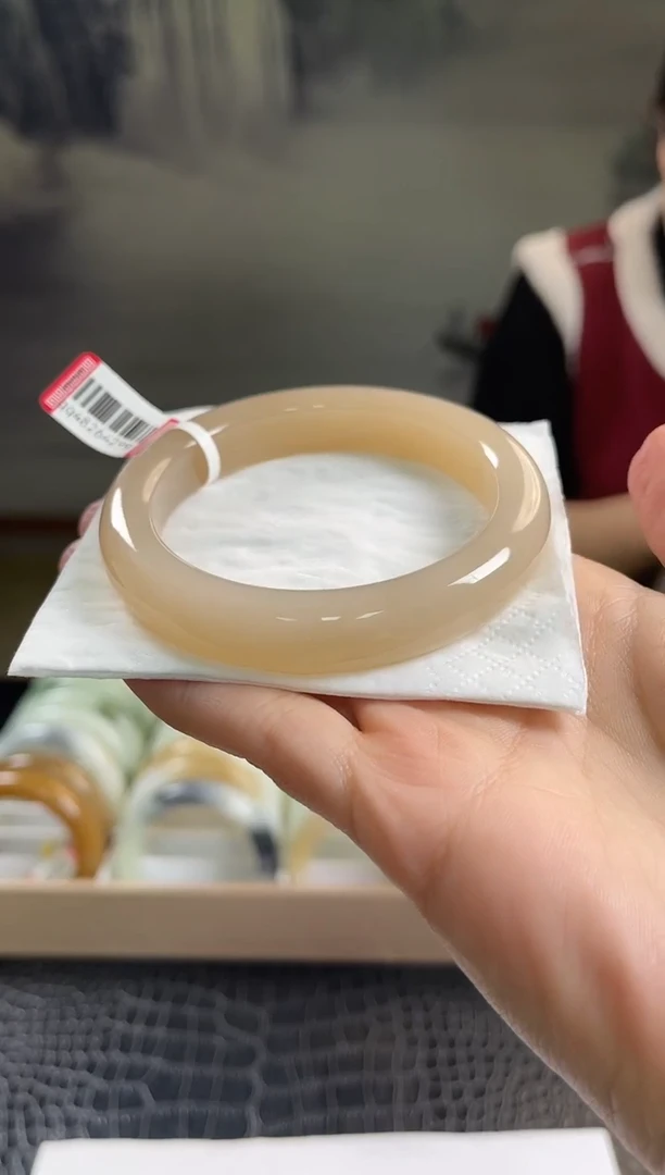 未镶嵌手镯和田玉58+圈口4299