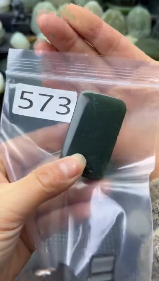 未镶嵌和田玉珠宝半成品牌子