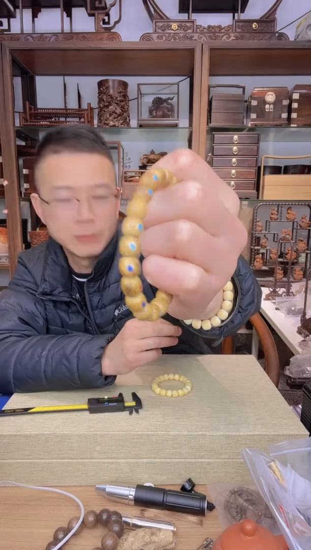 【闪购商品】乌木类书架795星月镶嵌9*10老型单圈手串