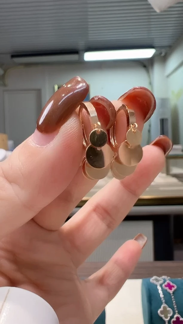 耳饰18K金亮片圈圈耳环K红