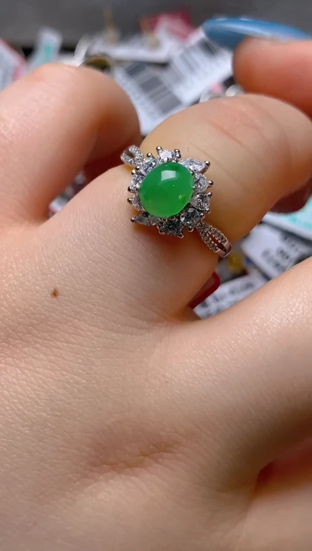 银S925镶嵌戒指翡翠百内无证书