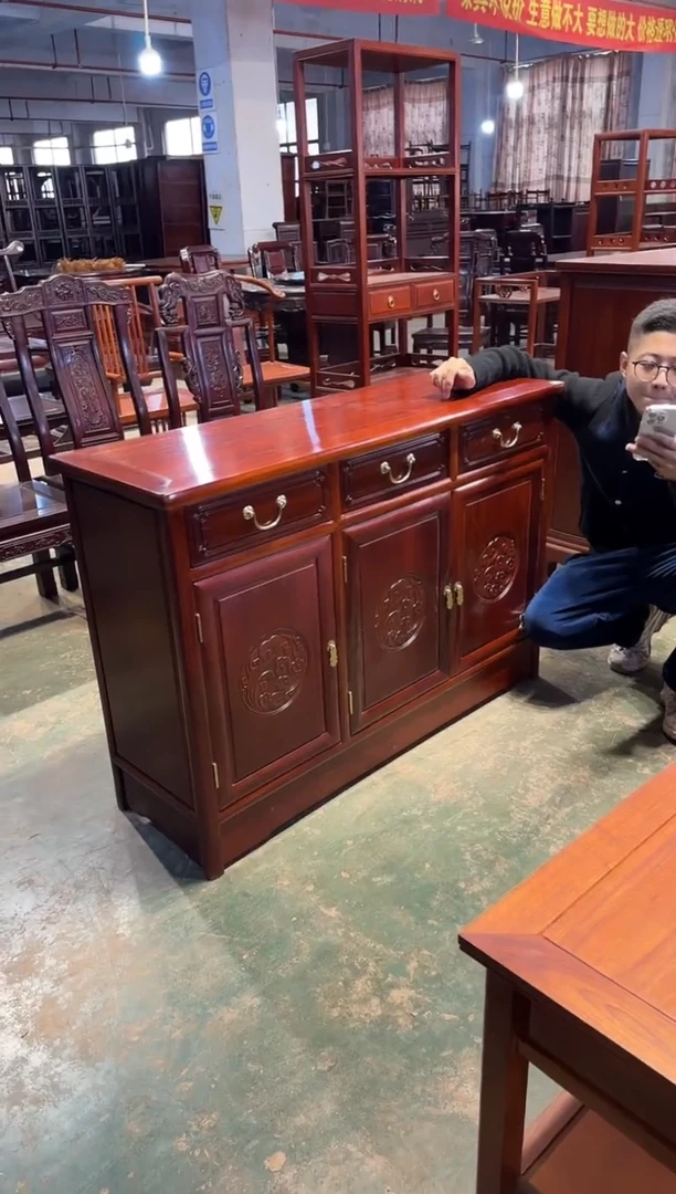 花梨木类成套家具三门餐边柜