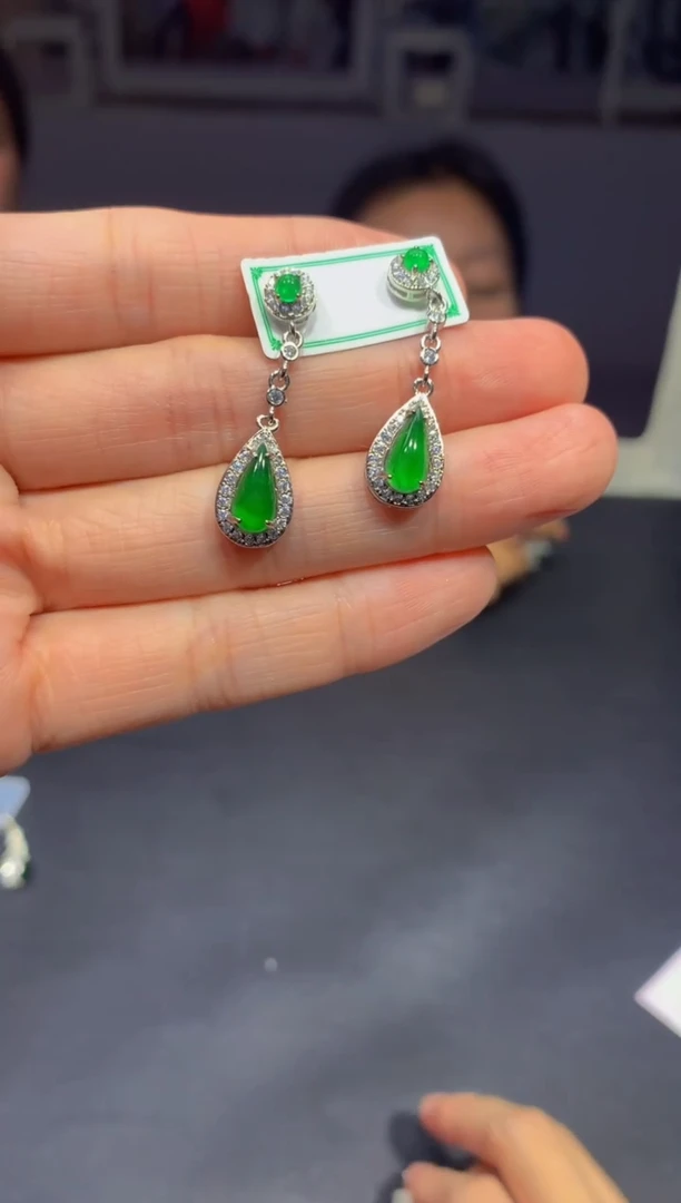 【闪购商品】定制翡翠未镶嵌65多样性发货(发其一）