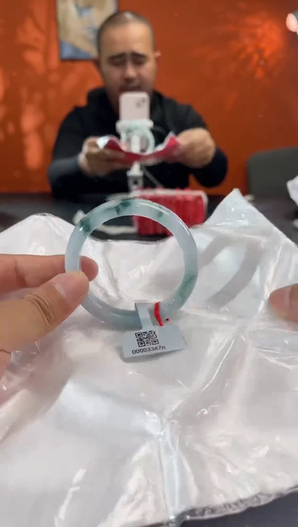 未镶嵌手镯翡翠4  54