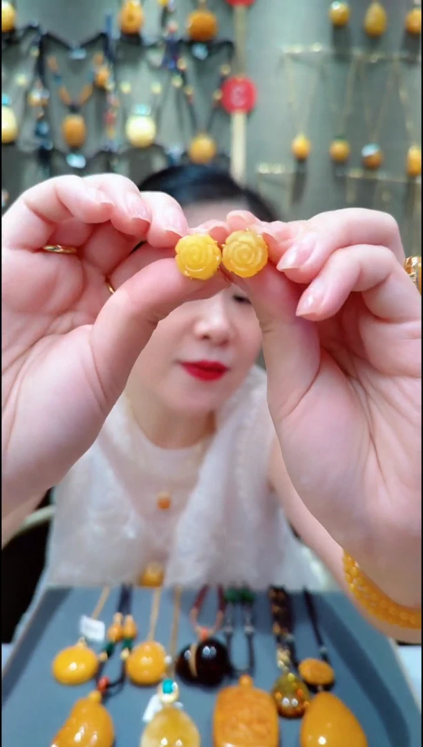 蜜蜡银S925镀金镶嵌珠宝奇石﹣F213蜜蜡耳坠