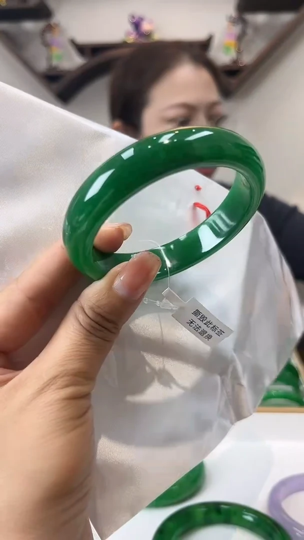 【闪购商品】砖雕a61 圈口59 独货手镯