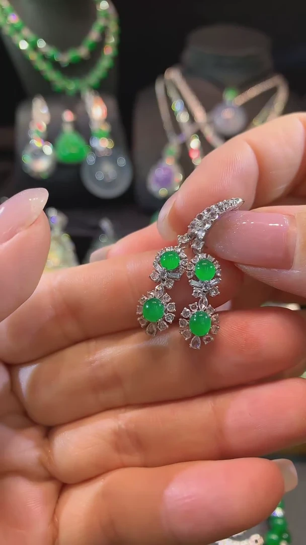 翡翠18K金镶嵌耳饰耳饰