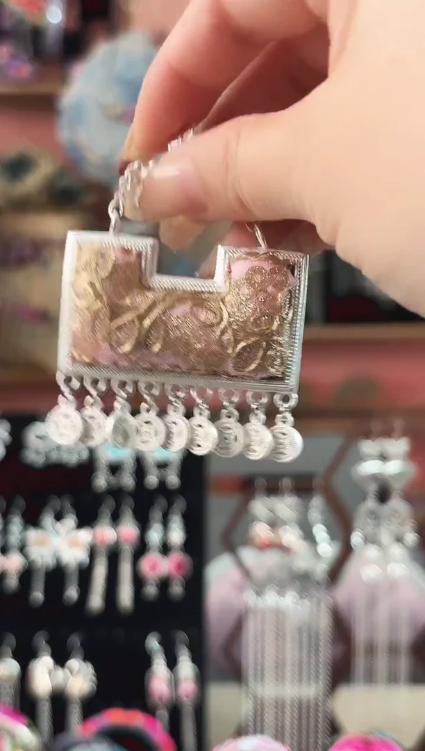 艺枝独绣手工饰品22