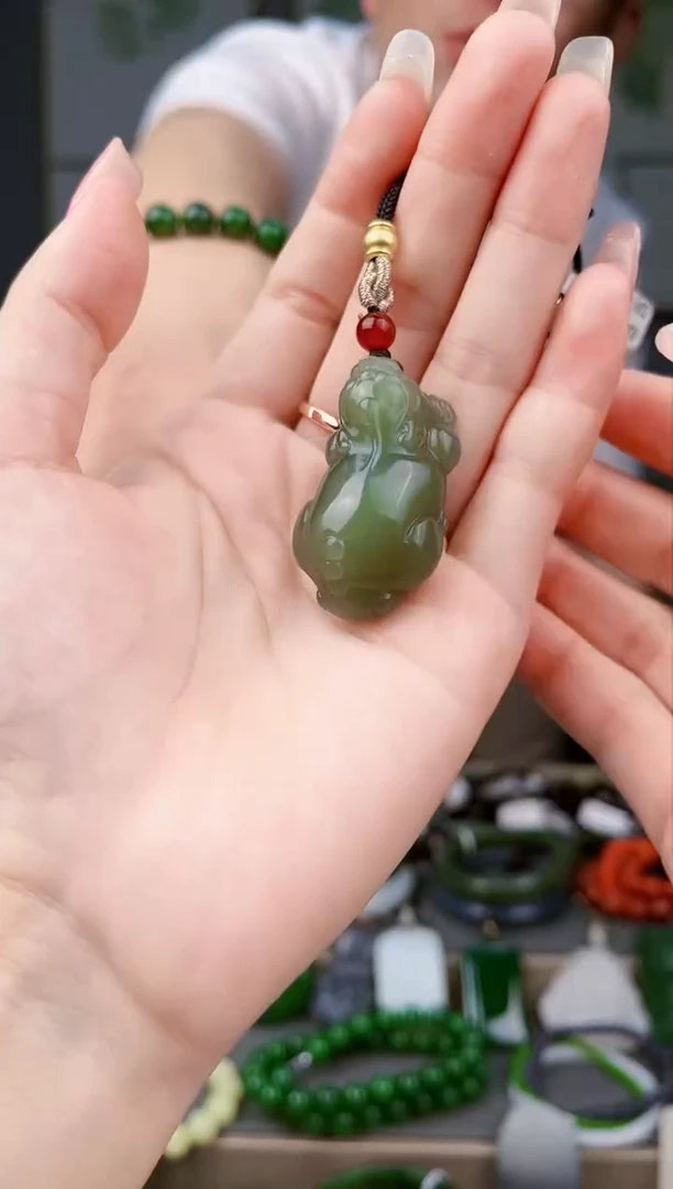 和田玉未镶嵌颈饰多样性发货拍一单发一个