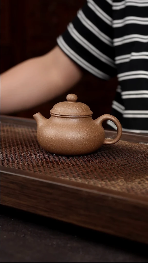 茶壶紫砂芝麻绿容天