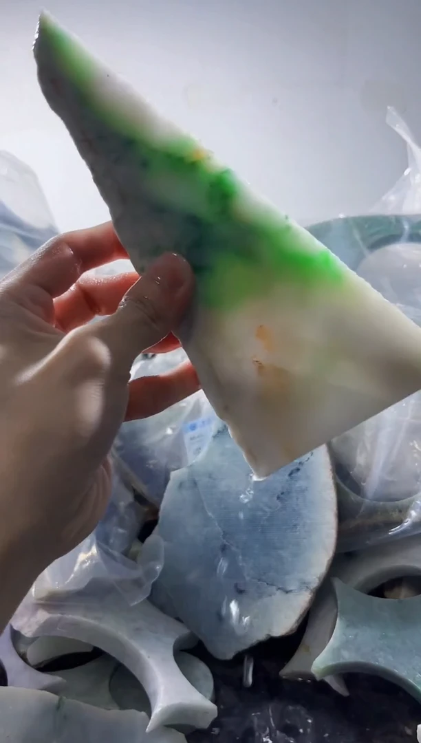 裸石翡翠缅甸翡翠A货文6332