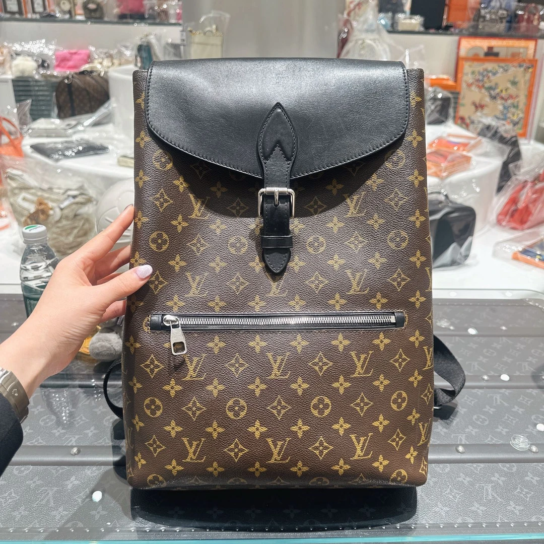 99新 LV Palk系列老花拼皮手提双肩包！尺寸:42x30cm!工价18400