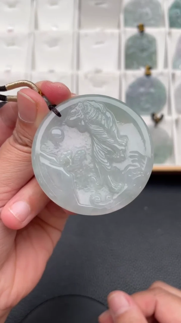 颈饰未镶嵌翡翠天然缅甸翡翠A货143