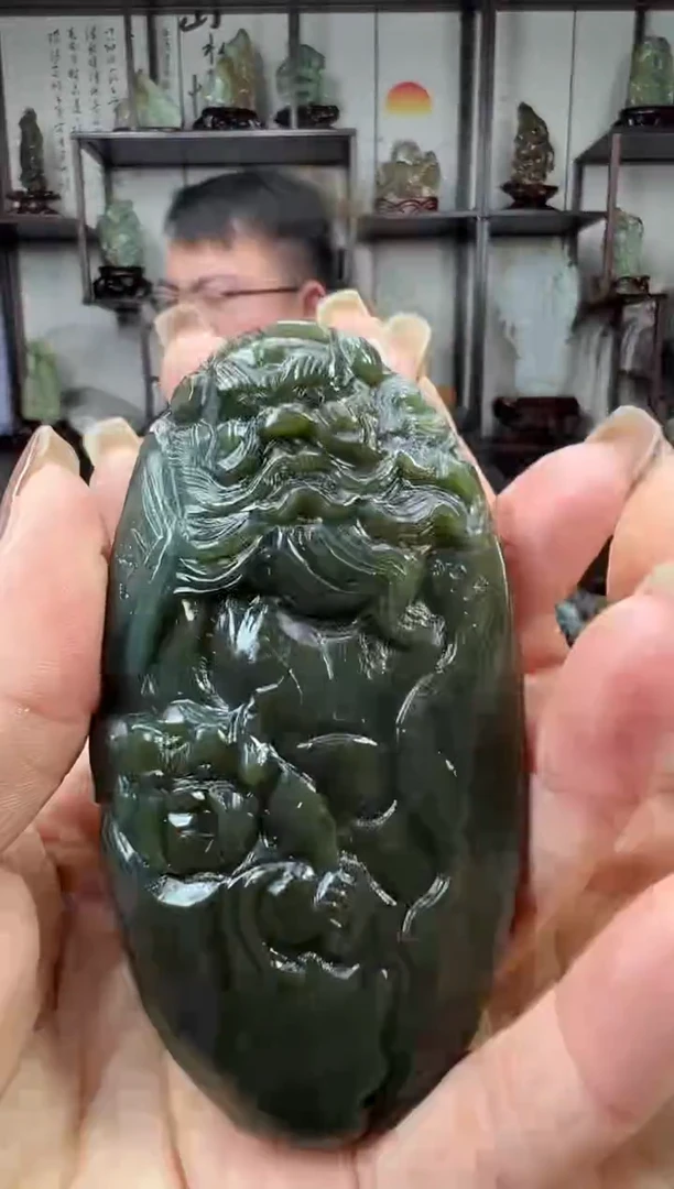 未镶嵌和田玉把件1