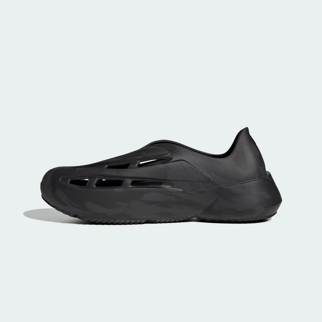 adidas/阿迪达斯【商城】男女中性LIGHTBLAZE MOC休闲洞洞鞋 JH7039