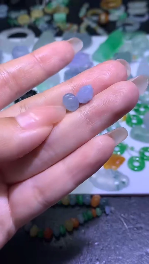 未镶嵌定制翡翠毛货