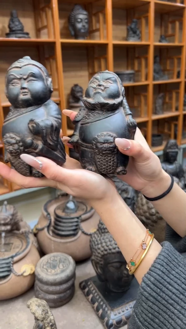 陶土【火山泥】宝德护卫一对