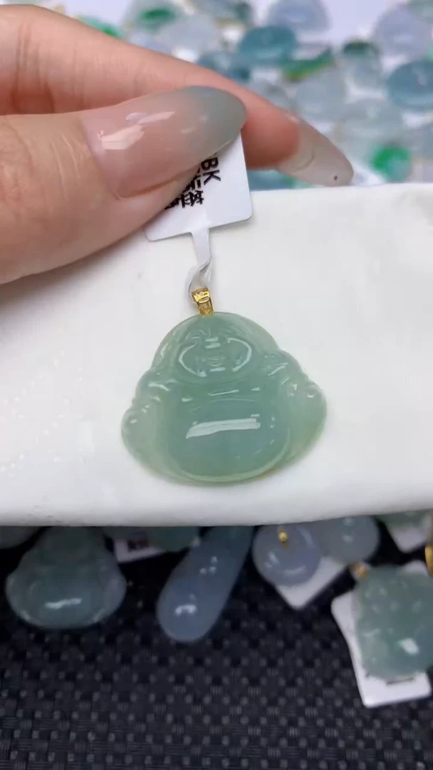 翡翠18K金镶嵌颈饰天然翡翠a货