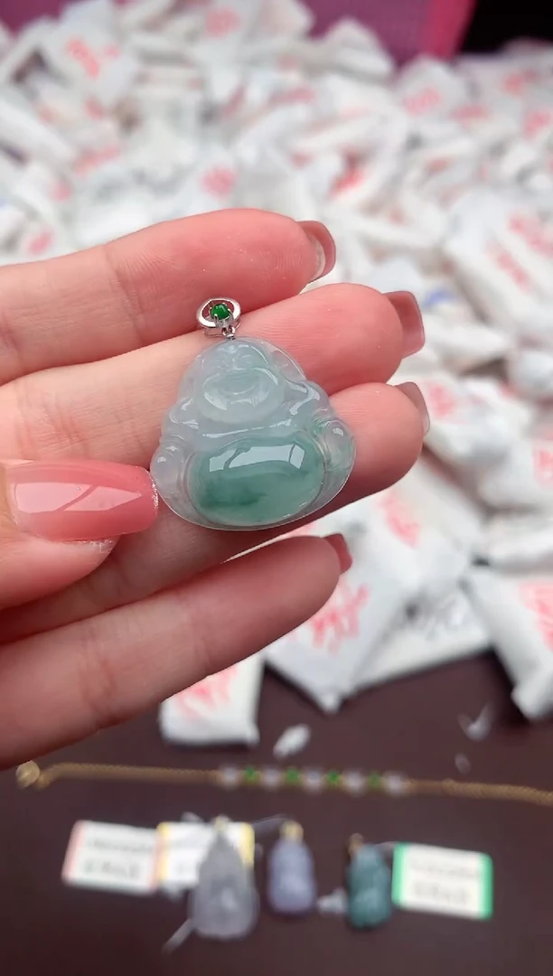 【闪购商品】翡翠颈饰18K金镶嵌一