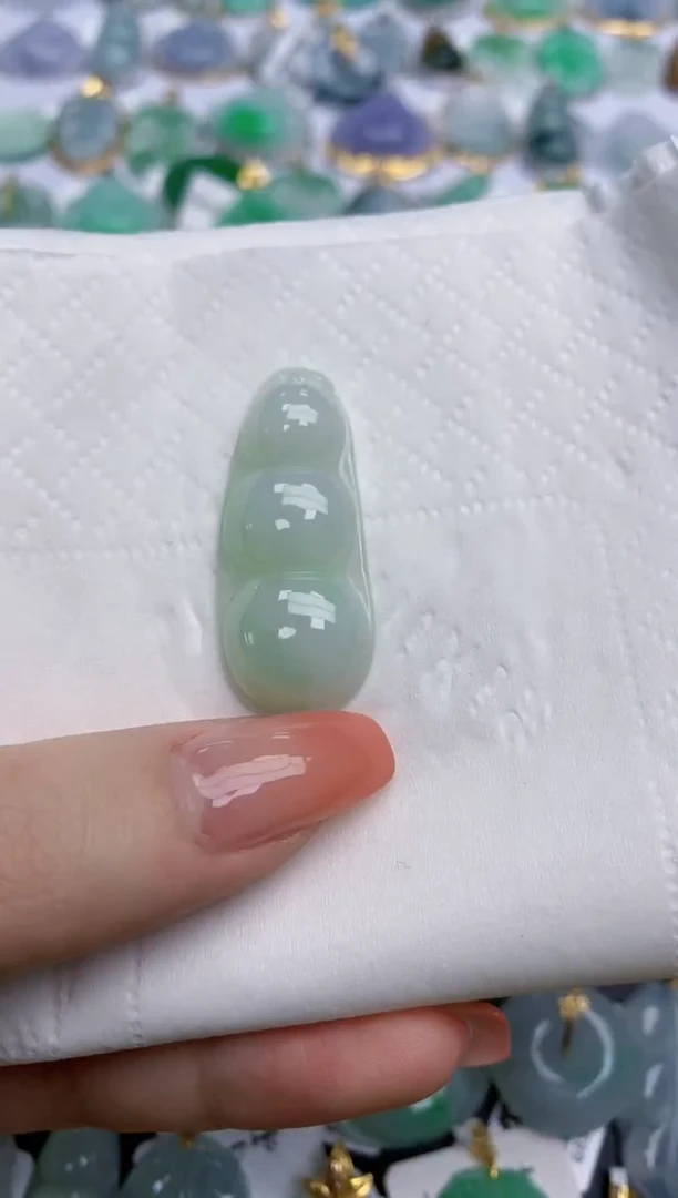 【闪购商品】翡翠颈饰未镶嵌天然缅甸翡翠A货