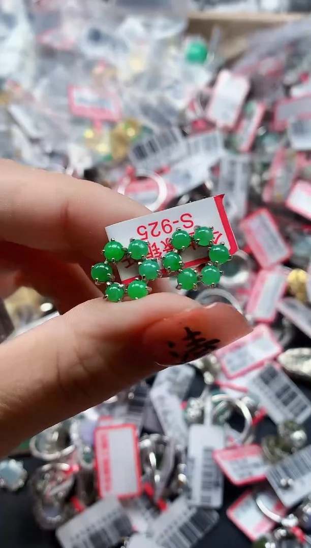 银S925镶嵌戒指翡翠天然A货缅甸翡翠