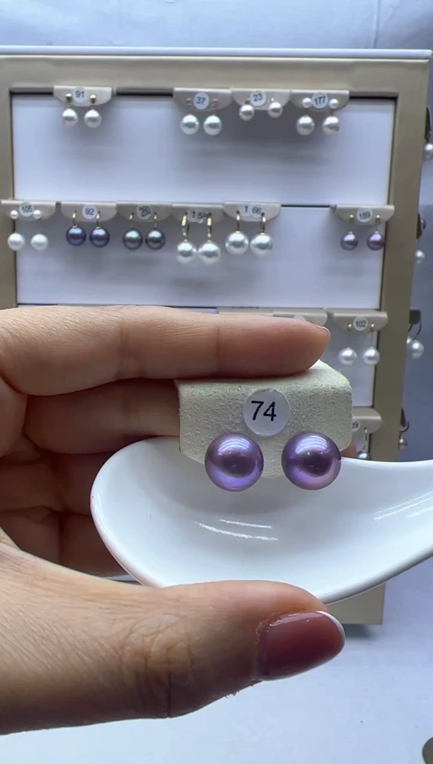 【闪购商品】淡水珍珠耳饰18K金镶嵌74